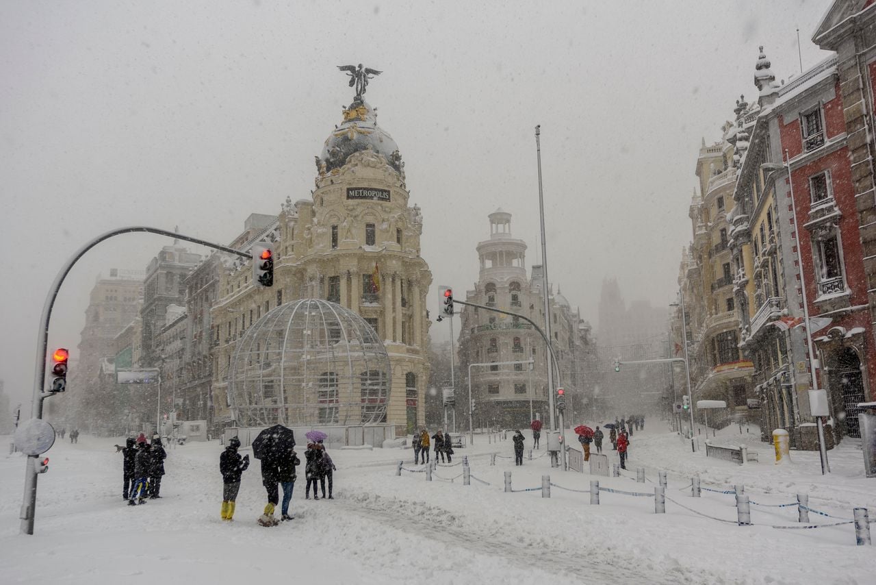 El deseo de muchos es el de tener su ciudad bajo la nieve en Navidad.