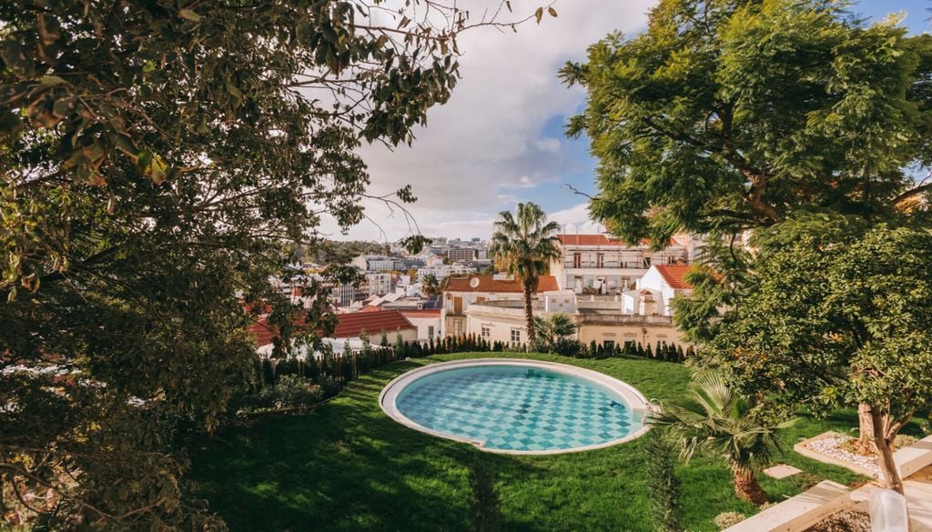 A piscina mais pequena. Foto: Torel Palace Lisbon