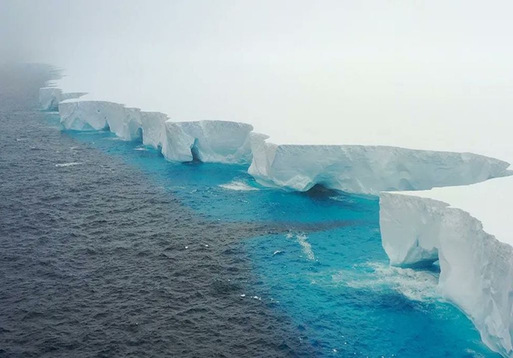 The world's largest iceberg (A23a) is undergoing intense erosion in ...