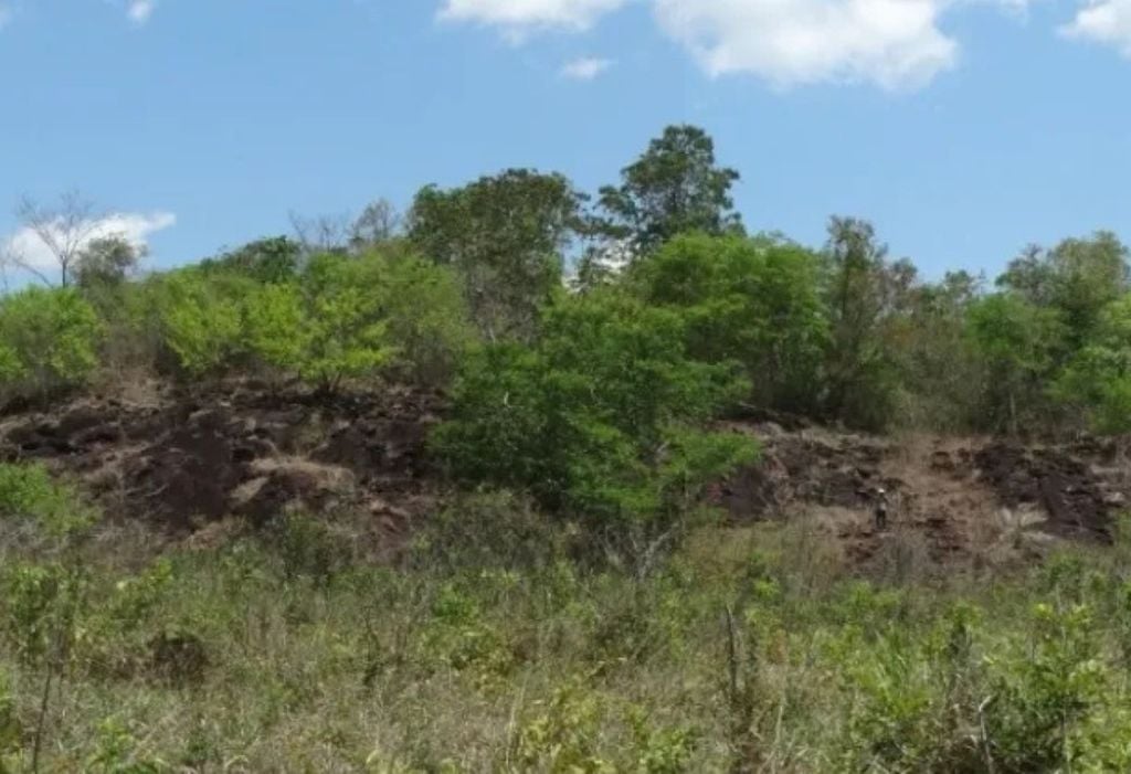 Domo riolitico, gerado durante as erupções efusivas na Amazônia. Crédito: Divulgação