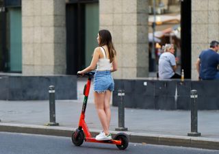 Mal schnell mit dem E-Scooter nachhause – locker und leicht? Wir schauen auf eine ganze andere Seite!