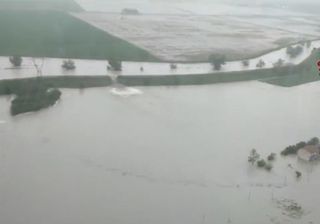 Maltempo, i video dell'alluvione in Emilia Romagna: esondano i fiumi dopo mesi di siccità