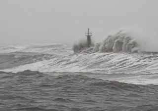 Maltempo in Spagna, dopo la mareggiata preoccupano i fiumi