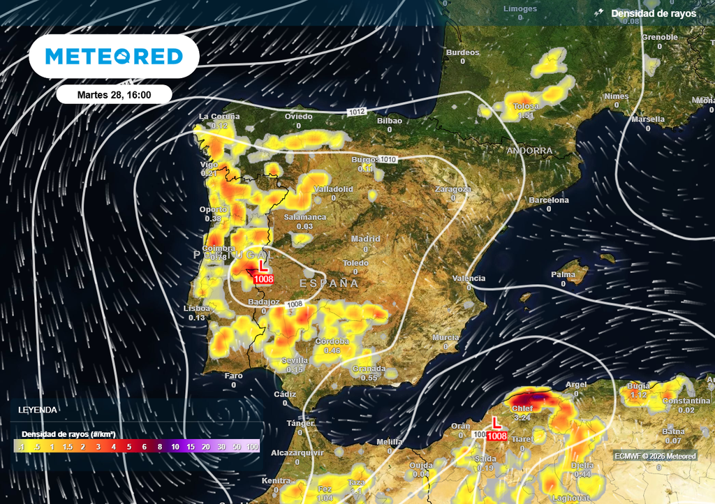 Mañana la actividad eléctrica será considerable en las comunidades del oeste y del interior a partir del mediodía, resultado del crecimiento de las tormentas.