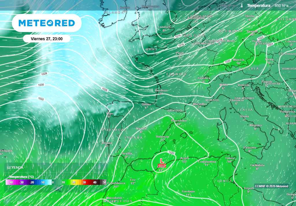 La masa de aire más fresca se aproximará mañana al noroeste, donde las temperaturas bajarán claramente.