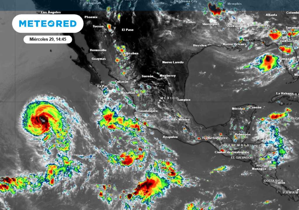 Satélite La onda tropical 22 estará barriendo con el sureste, occidente y sur del país.