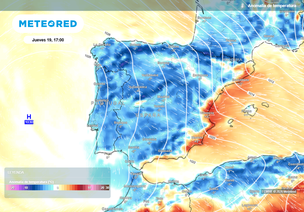 Mañana habrá diferencias importantes entre el interior y la costa mediterránea, donde el poniente mantendrá los valores suaves a pesar del descenso térmico.