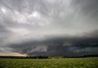 Mañana las tormentas llegarán a las 5 comunidades de España bañadas por el Mediterráneo: estallarán a estas horas