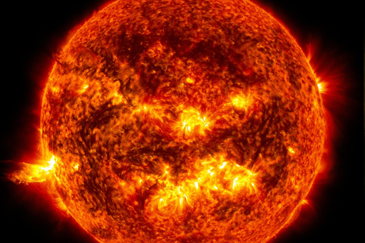 Mapa em 3D do Sol ajudar&aacute; a prever tempestades solares