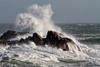 Aviso de marejadas para las costas de Chile: ¿hasta cuándo se extenderán?