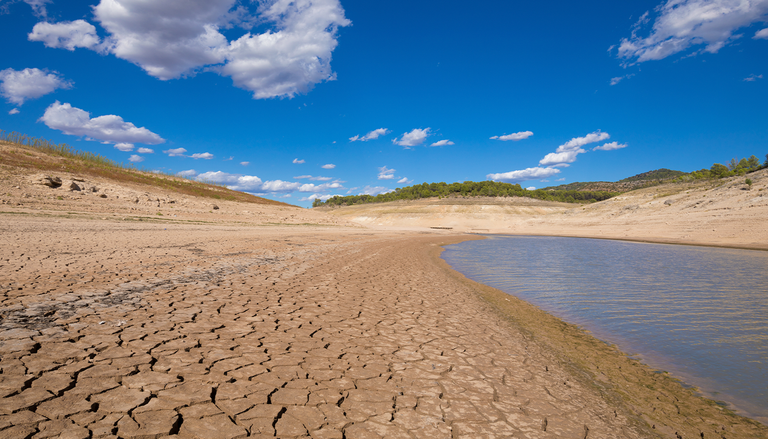 M&aacute;s all&aacute; de la sequ&iacute;a: la mala calidad del agua agravar&aacute; la escasez mundial y la competencia por los recursos h&iacute;dricos