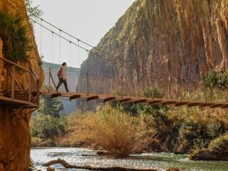 Los 10 puentes colgantes más impresionantes del mundo