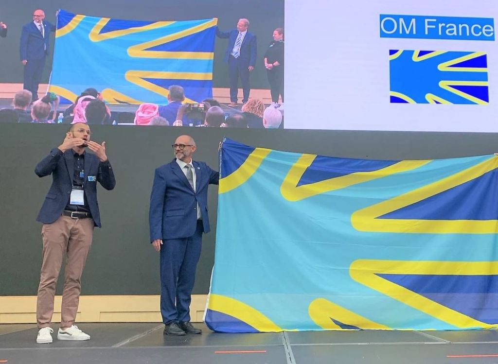 Bandera sorda aprobada por la WFD. Foto tomada de la WEB,