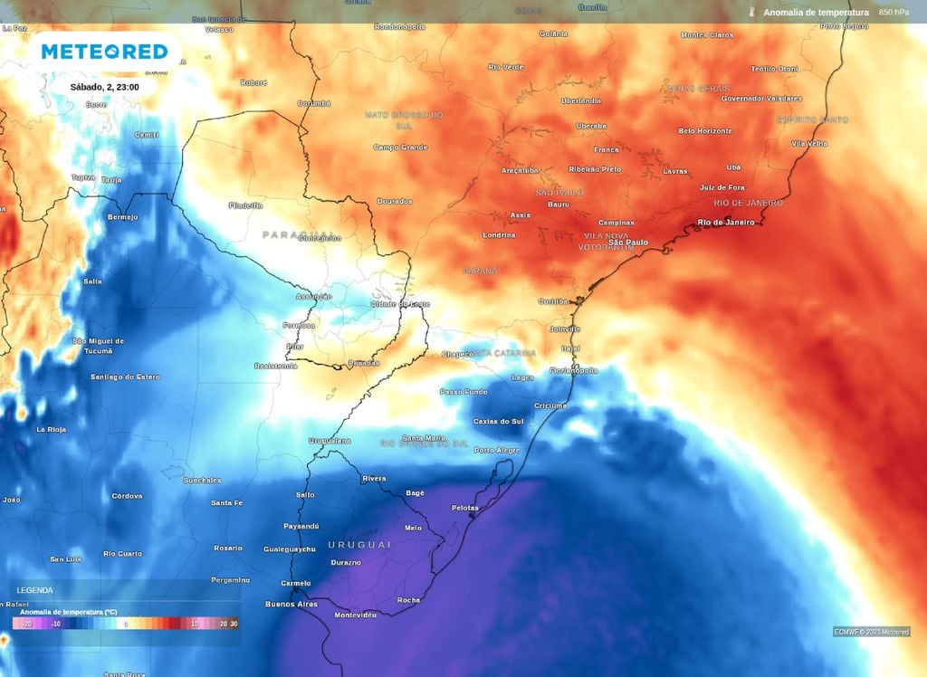 Massa de ar frio será mais intensa na costa do Sul do Brasil. Temperaturas despencam a partir da tarde deste sábado (2).