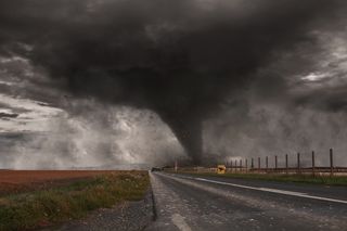 Massiver Tornado Outbreak in den USA richtet schwere Schäden an!