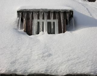 Massiver Wintereinbruch mit fast 3 Meter Neuschnee in den Alpen und das Mitte September. Boden- und Luftfrost.