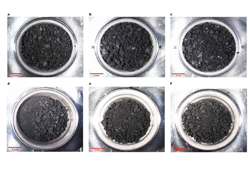 Campioni di roccia prelevati da Hayabusa2 nel 2019 e portati a Terra nel 2021. Credit: Yada et al. 2021
