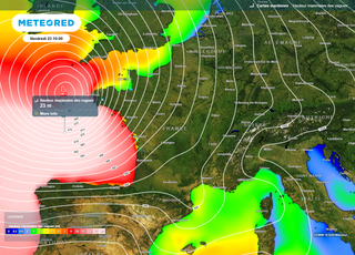 Mauvais temps : la temp&ecirc;te Ingrid va provoquer des vagues de 23 m&egrave;tres, aussi hautes que l'ob&eacute;lisque de la Concorde !
