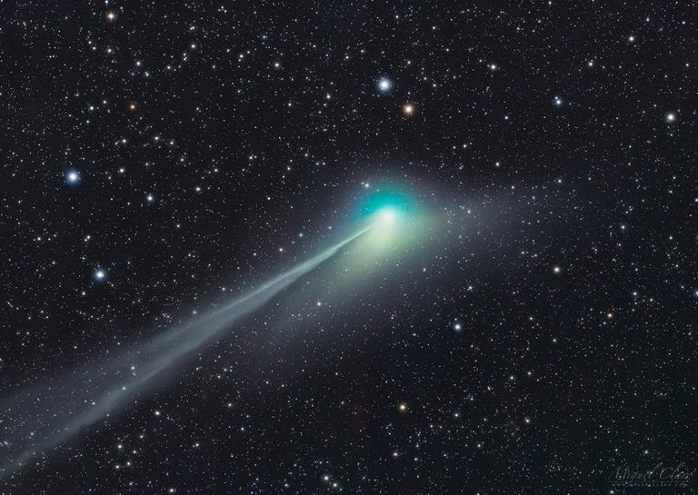 Mañana el "cometa verde" alcanzará su máximo acercamiento a la Tierra Mañana el "cometa verde" alcanzará su máximo acercamiento a la Tierra