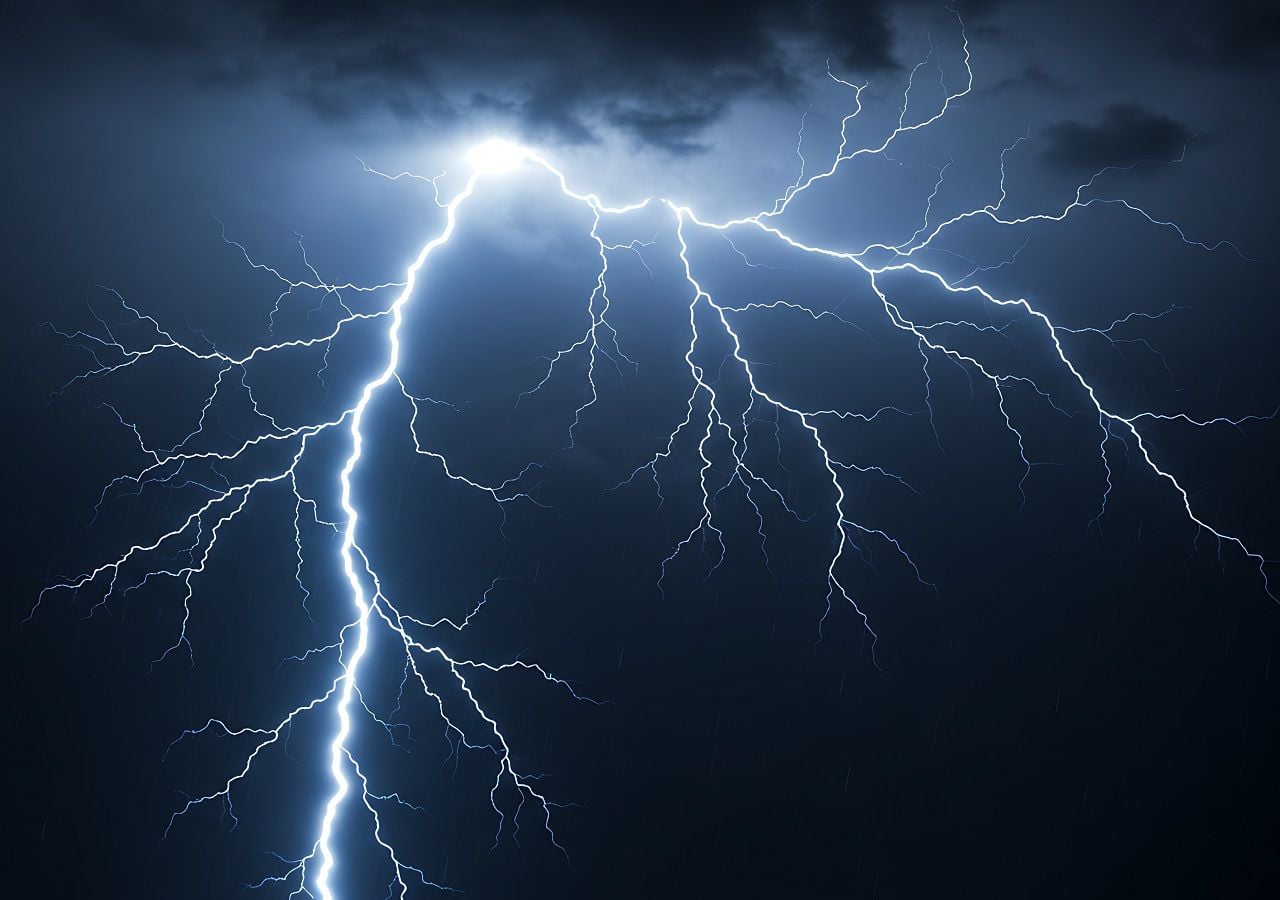 El tiempo será muy variable en próximos días de mayo, pasando desde calor y sequedad a frescor con lluvias, formándose ciclones y presencia del monzón.