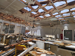Mayotte : le bilan s'aggrave, les secours peinent à progresser... Les dernières images de la catastrophe