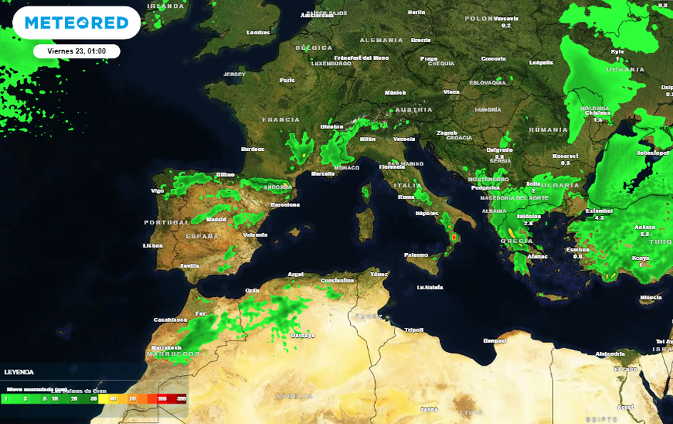 Ídem que el caso de arriba pare para la nieve acumulada y según escala de colores. Tiempo.com