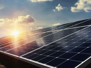 Mega-Energieparks f&uuml;r PV und Windstrom