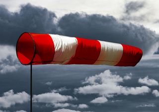 Rekordsturm vor Europa: Mega-Orkan durch Bombogenese!