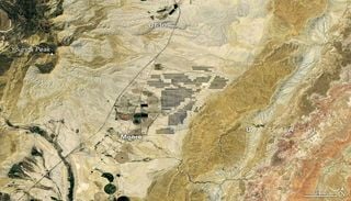 Un megaproyecto de un mill&oacute;n de paneles solares