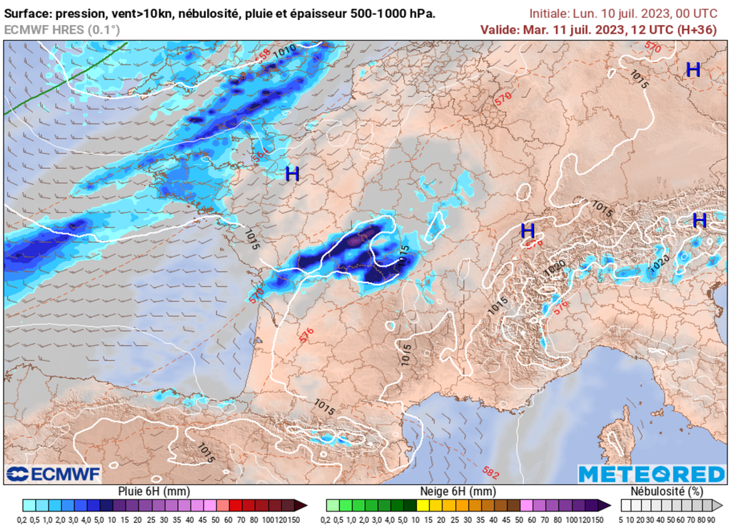 Les orages devraient rapidement se multiplier d'ici la fin de matinée vers les régions centrales. Les orages devraient rapidement se multiplier d'ici la fin de matinée vers les régions centrales.