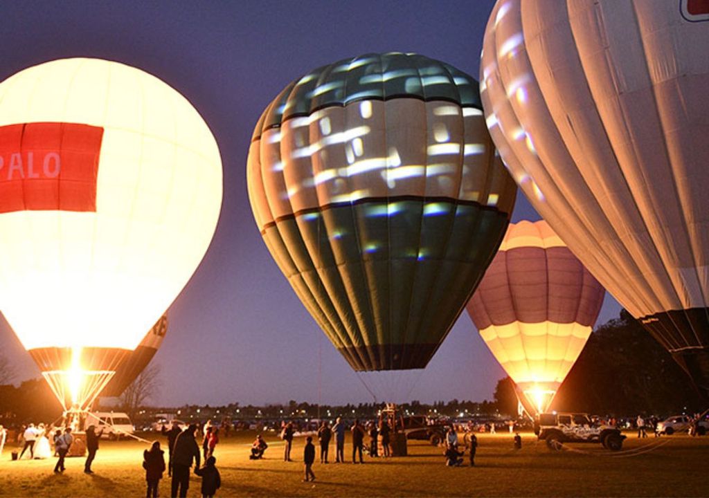 mercedes flota festival de globos aerostáticos en Mercedes, provincia de Buenos Aires