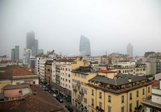 Meteo: nebbia e smog per il blocco a omega, poi torna la neve!