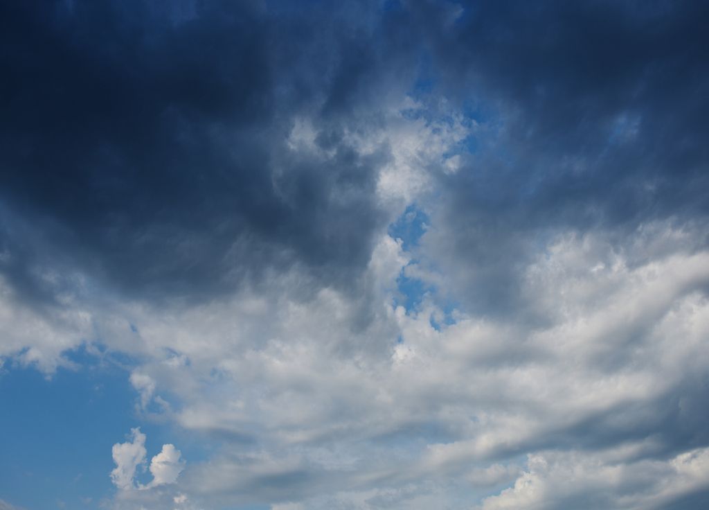 Une météo de plus en plus instable avec des orages parfois forts d'ici la rentrée .