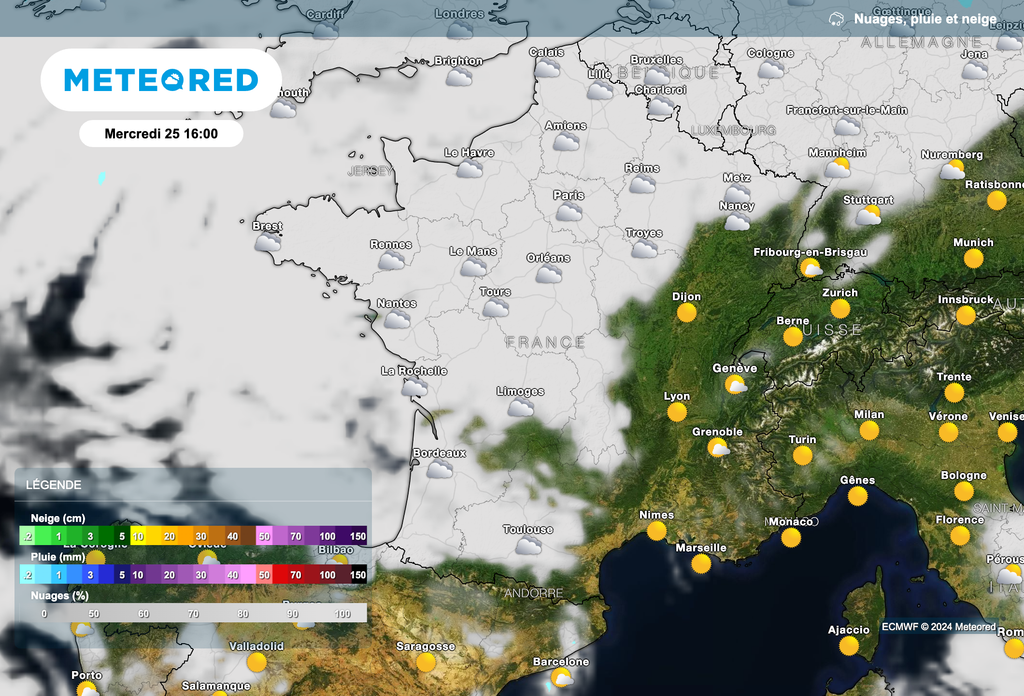 Ciel restant souvent gris cet après-midi. Ciel restant souvent gris cet après-midi.