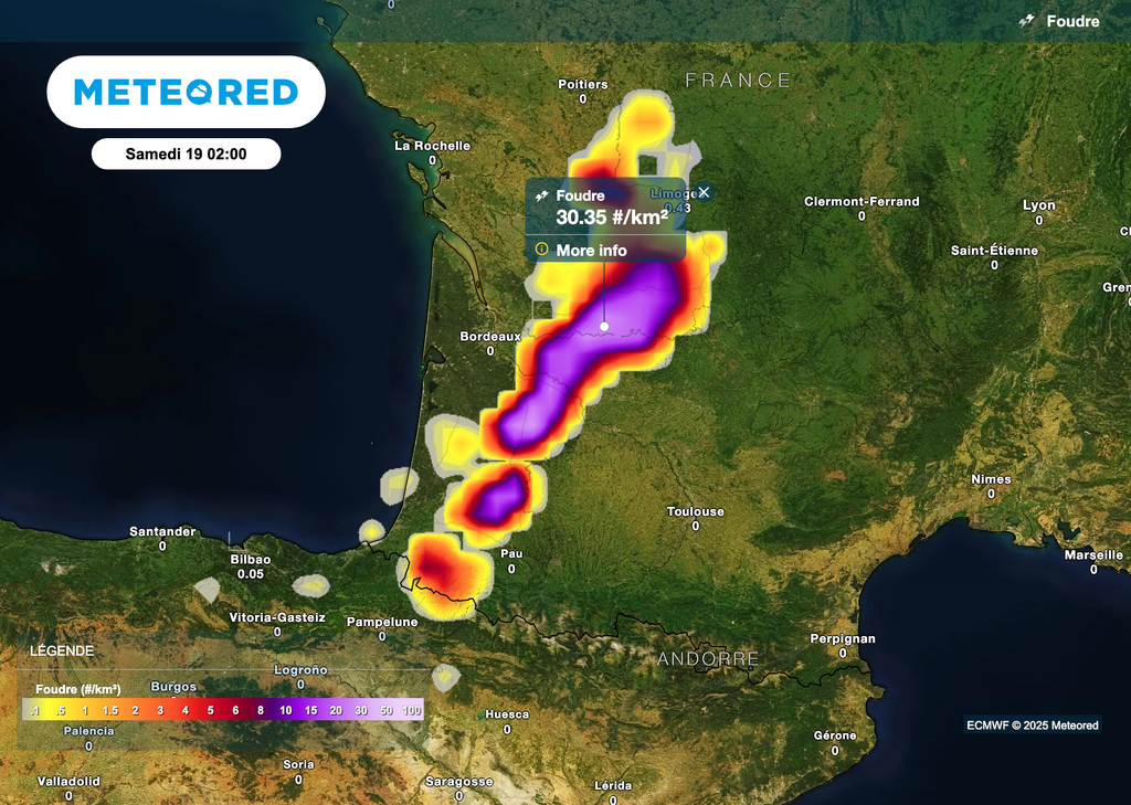 Orages parfois violents dans la nuit de vendredi à samedi dans le sud-ouest de la France. Orages parfois violents dans la nuit de vendredi à samedi dans le sud-ouest de la France.