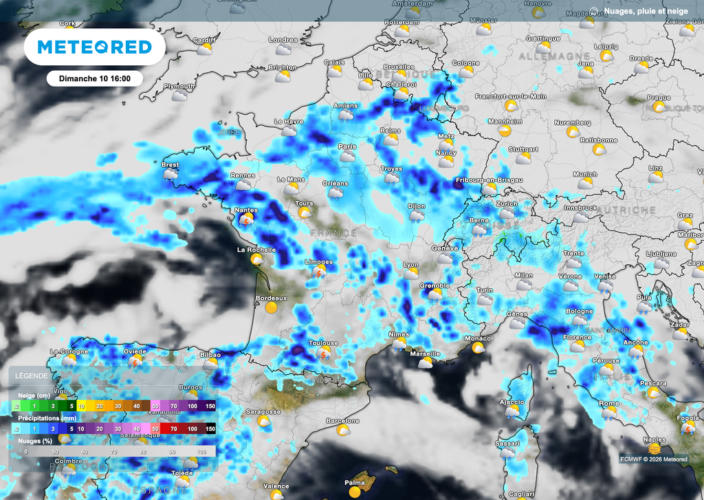 Des pluies et orages bien plus nombreux pour dimanche.