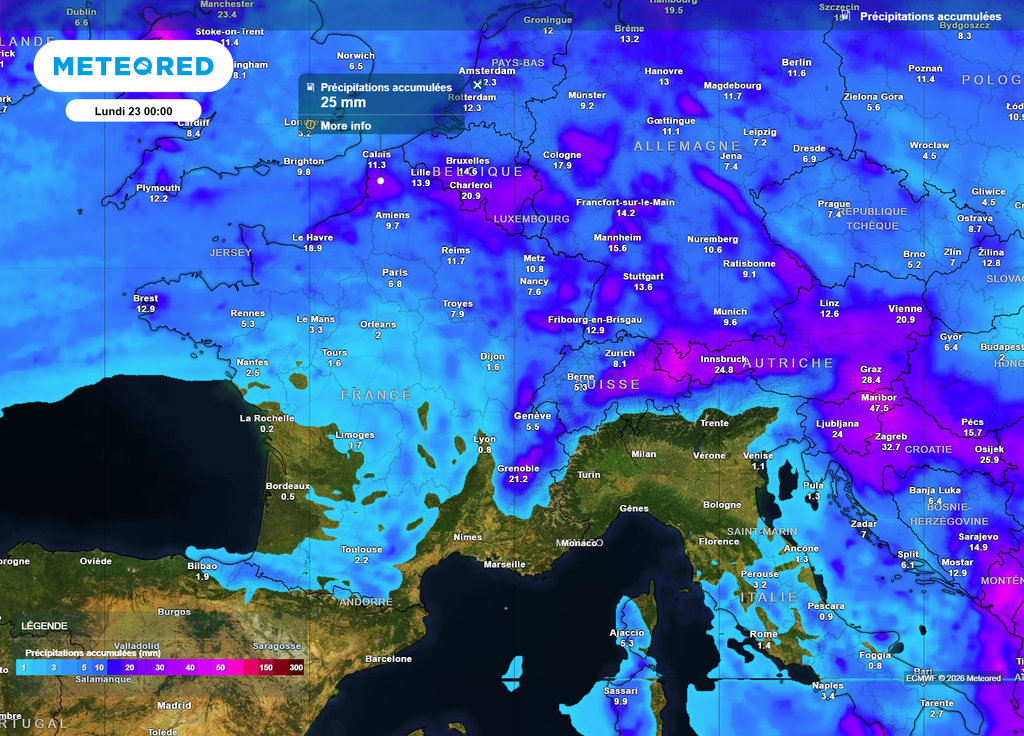Cumuls précipitations dimanche soir D'ici dimanche soir, les régions Hauts-de-France et les zones frontalières du Nord-Est seront les plus arrosées, avec toutefois des cumuls mesurés, entre 10 et 25mm de pluie au maximum.