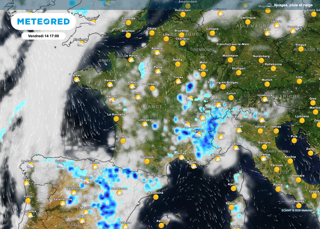 Les orages pourront s'observer localement notamment d'ici le courant d'après-midi et soirée sur les reliefs essentiellement. Les orages pourront s'observer localement notamment d'ici le courant d'après-midi et soirée sur les reliefs essentiellement.