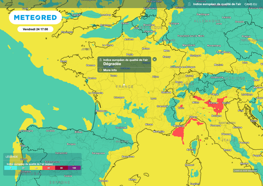Durant les après-midi, l'ozone se forme et rend la qualité de l'air dégradée. Chaleur et soleil favorisent cette pollution.