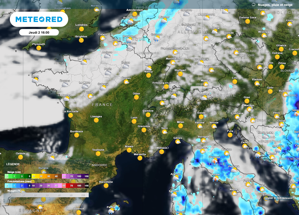 Nébulosité précipitations jeudi après-midi Jeudi après-midi, une perturbation très atténuée concernera le quart Nord-Ouest du pays, en allant jusqu'au val de Loire et aux Ardennes.