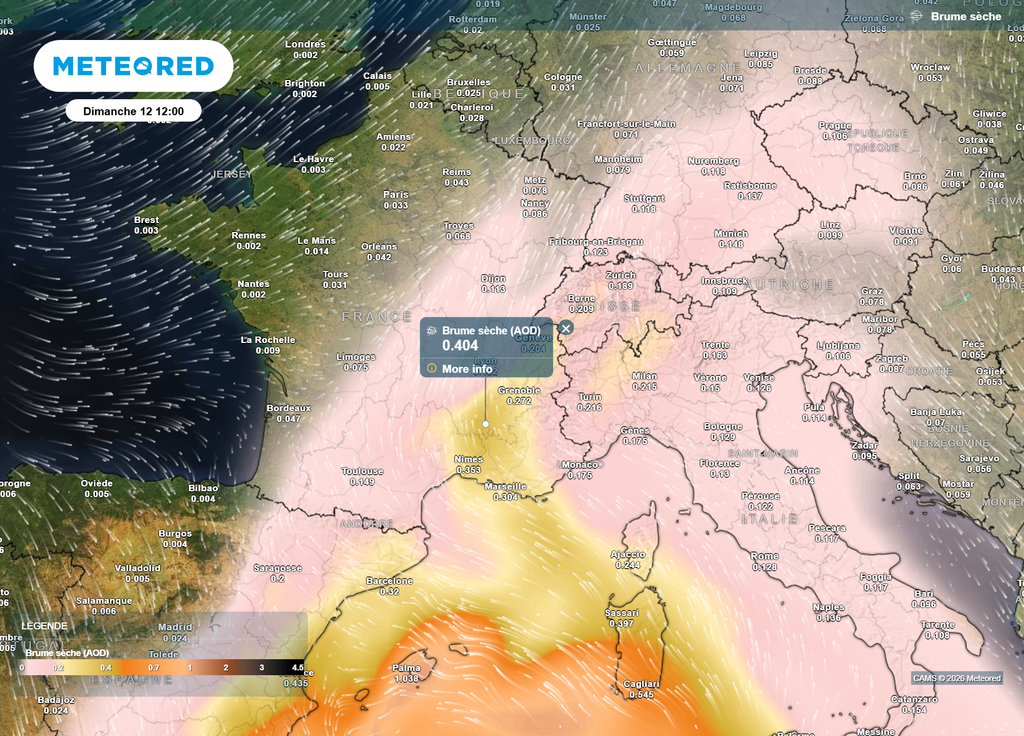 Brume sèche dimanche midi Dimanche midi, c'est sur la façade Est, et notamment entre les Alpes, la Provence, la vallée du Rhône et la Corse, que les poussières de sable seront les plus présentes dans l'atmosphère.
