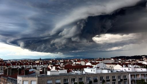 M&eacute;t&eacute;o-France : orages, fortes pluies et gr&ecirc;le ! Un changement radical de temps est imminent dans ces r&eacute;gions notamment