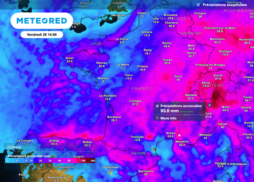 D'importants cumuls de pluie attendus sous les orages.