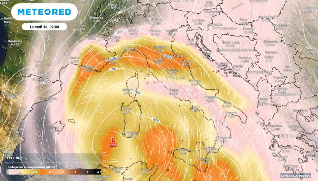 La caligine prodotta dalla presenza di queste polveri in sospensione provoca un peggioramento della qualità dell'aria e una riduzione della visibilità che può influire sull'aviazione.