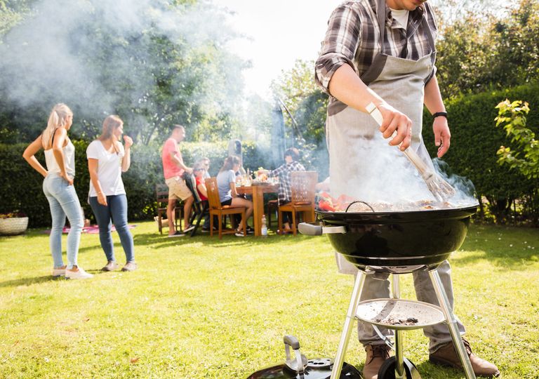 Fra incendi e temporali l’estate continua. E le grigliate di Ferragosto? Fra incendi e temporali l’estate continua. E le grigliate di Ferragosto?