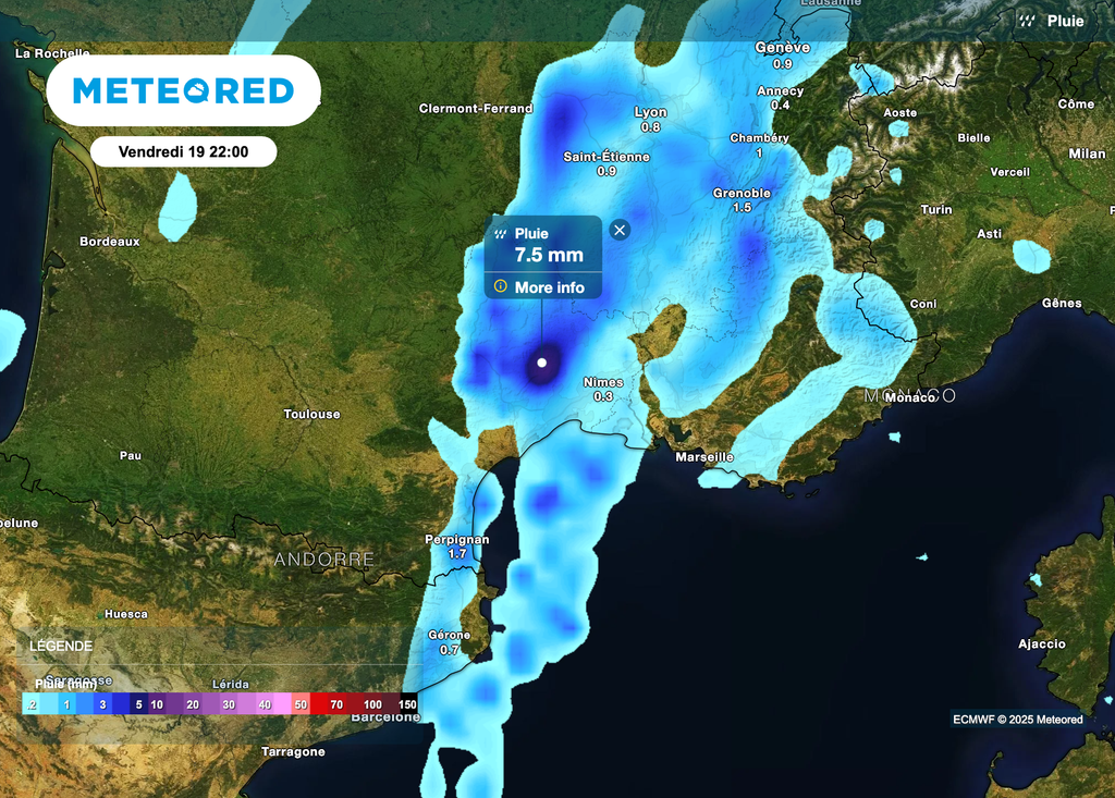 Très fortes intensités pluvieuses ce soir et cette nuit sous les lignes peu mobiles ! Très fortes intensités pluvieuses ce soir et cette nuit sous les lignes peu mobiles !