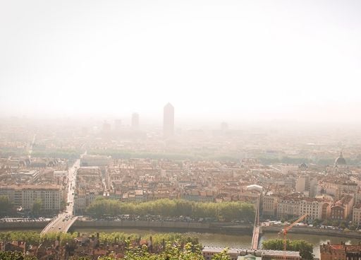 M&eacute;t&eacute;o : la canicule engendre une pollution &agrave; l'ozone en France. Voici les r&eacute;gions o&ugrave; la qualit&eacute; de l'air est mauvaise