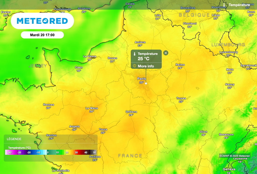 25°C prévus à Paris mardi après-midi. 25°C prévus à Paris mardi après-midi.