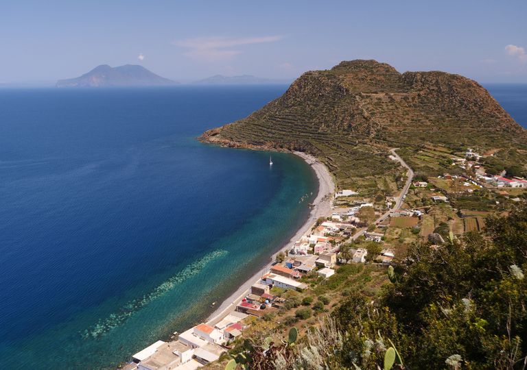 Caldo anomalo, maggio si traveste da luglio: che estate sarà? Caldo anomalo, maggio si traveste da luglio: che estate sarà?