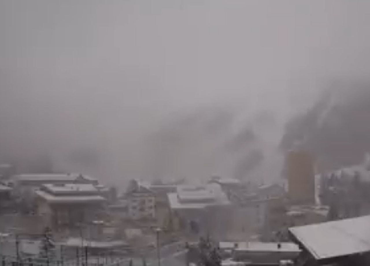 Dal Caldo Record Alla Neve: Le Alpi Si Tingono Di Bianco, I Video Della ...